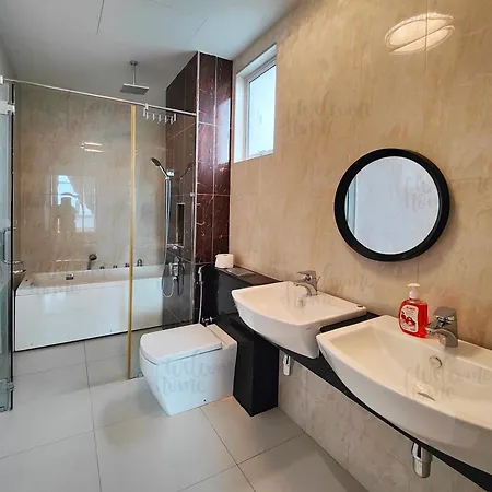 Paragon Suites Ciq Homestay By Welcome Home Johor Bahru Exterior photo