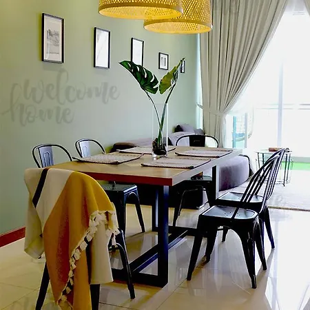 Paragon Suites Ciq Homestay By Welcome Home Johor Bahru Exterior photo