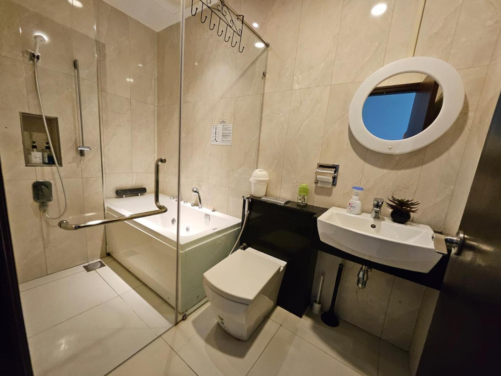 Paragon Ciq By Welcome Johor Bahru